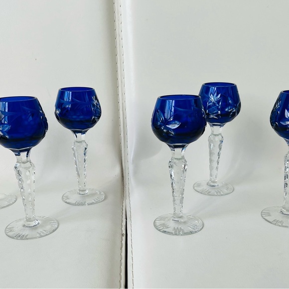 Vintage cobalt blue cut drinking glasses of 6 - Picture 5 of 13